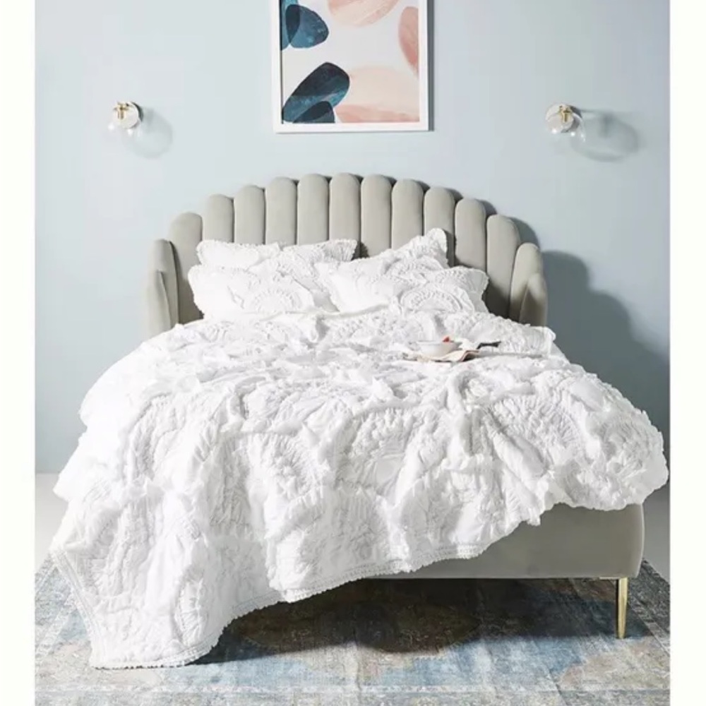 Anthropologie Rivulets Queen Quilt and Pair of Shams White